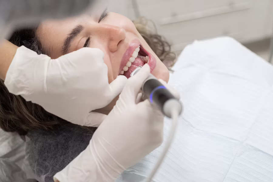 Estetica dentale — Centro Medico Piazza Fanti